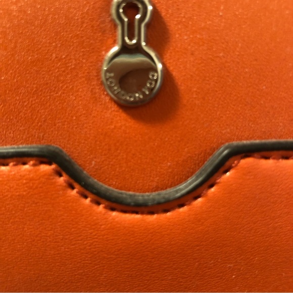 London Fog bag - Picture 3 of 4